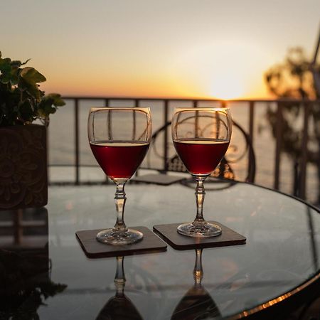 The Waves Apartment Monodhendrion Ngoại thất bức ảnh